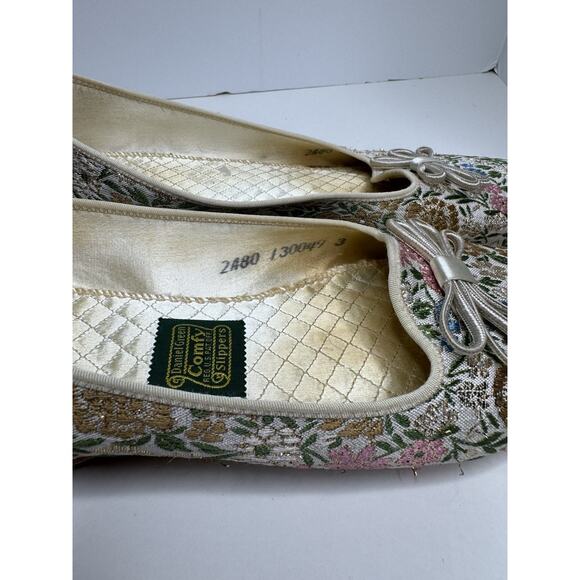 Daniel Green VTG 70’s VTG Embroidered Lamé Brocade Satin Slippers Floral Size 8 - Picture 4 of 5